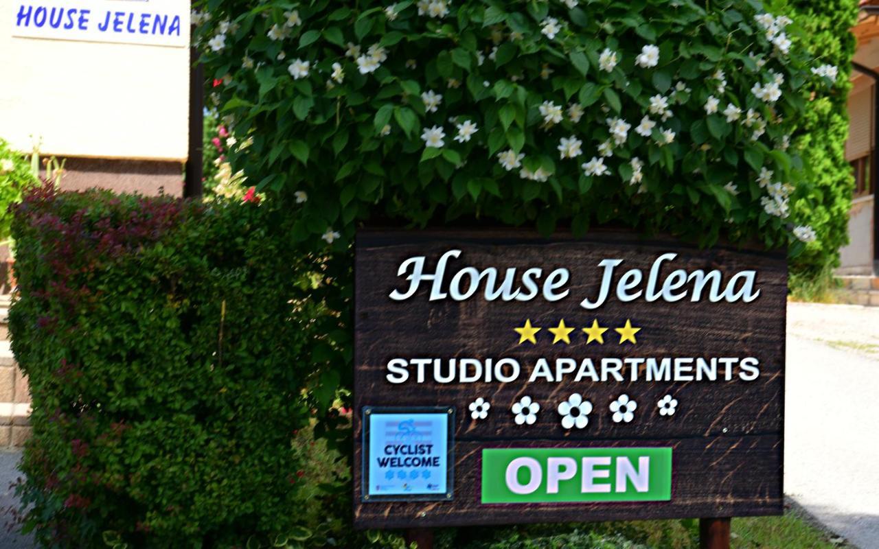Апартаменти House Jelena Селище Дрежницько Екстер'єр фото